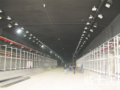 長(zhǎng)沙南湖路湘江隧道5