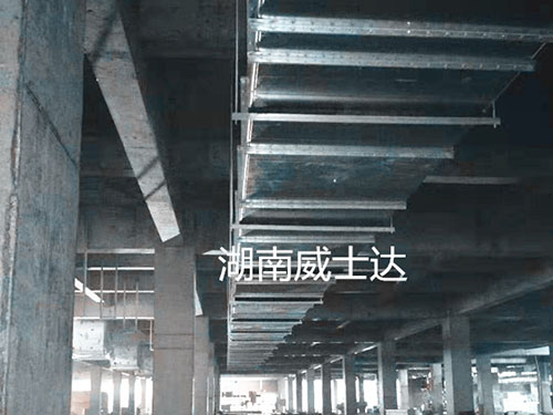 偉創(chuàng)力 (3)