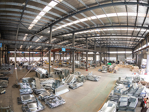 標(biāo)準(zhǔn)件生產(chǎn)車間