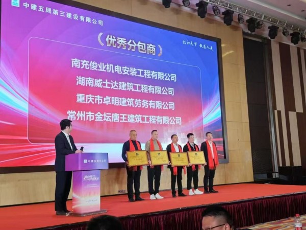 湖南風(fēng)管,長沙風(fēng)管,長沙風(fēng)管加工,長沙鍍鋅風(fēng)管,長沙不銹鋼風(fēng)管